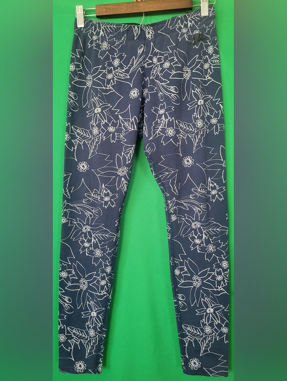 Nike Navy Floral Leggings Size Medium Pants Lounge Yoga Performance Just Do It